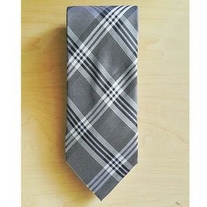 Male Necktie (Pierre Cardin)